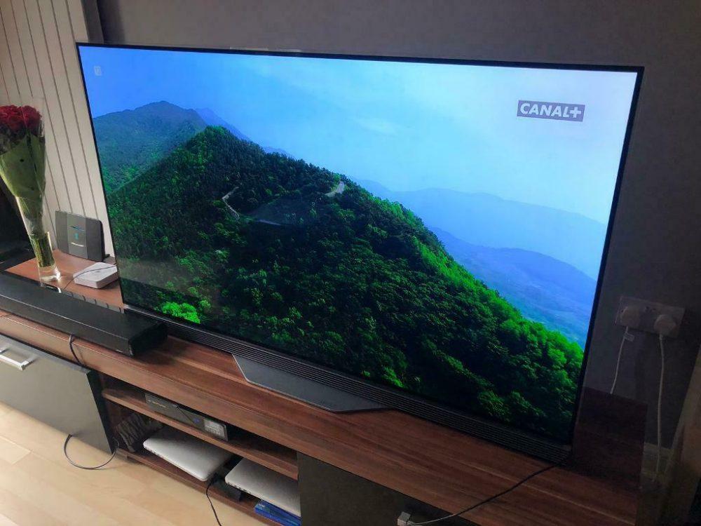 Що таке технологія OLED TV