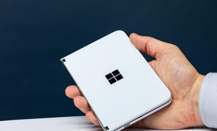 Смартфон Microsoft Surface Duo отримає нову функцію