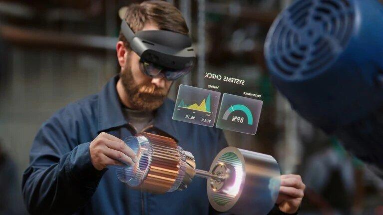 Microsoft випускає гарнітуру змішаної реальності HoloLens 2