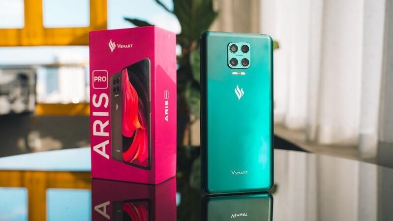 Смартфон Vsmart Aris Pro отримав підекранну камеру