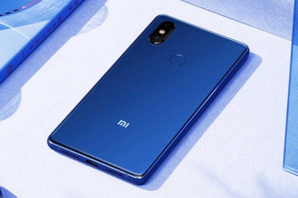 Смартфони Xiaomi Mi 8 SE та Redmi 9 отримують оновлення MIUI 12