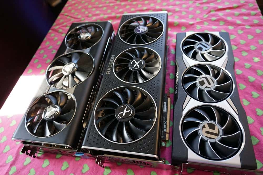 Компанія XFX представила найдовші відеокарти Radeon RX 6800