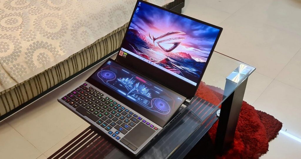 Asus розробляє дорогий ноутбук з двома екранами