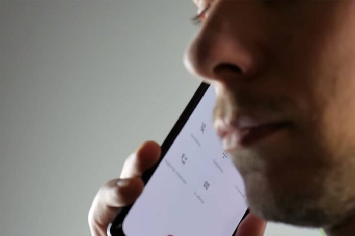 Названо 4 корисні функції датчика освітлення в смартфоні, про які ви могли не знати