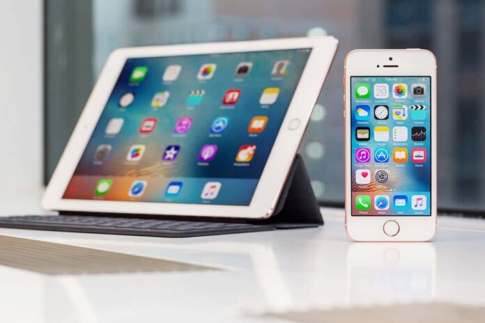 Названо найбільші недоліки iPhone та iPad з великими дисплеями 