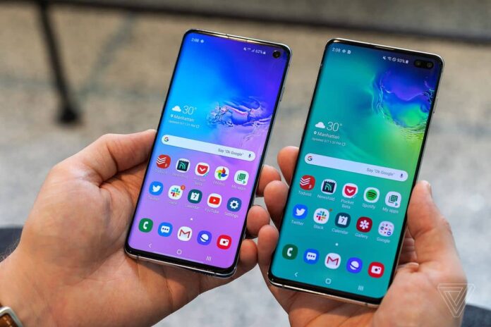 Чим відрізняється OLED дисплей від AMOLED?