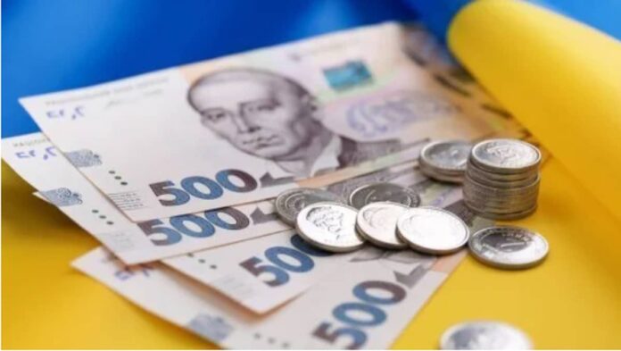 В українців спостерігаються проблеми із нарахуванням соцвиплат на картки ПриватБанку