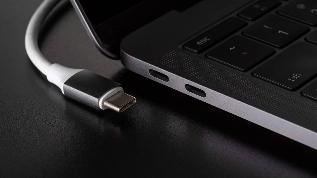 Можно ли зарядить ноутбук через usb от розетки